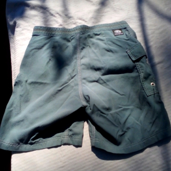 Tavarua surfing shorts - Picture 2 of 5